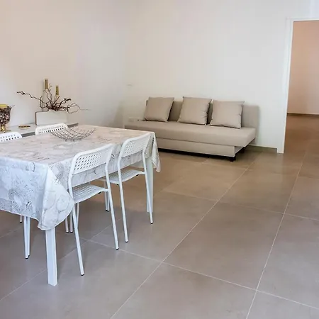 A30 - Poggio, Nuovo Bilocale Con Giardino *