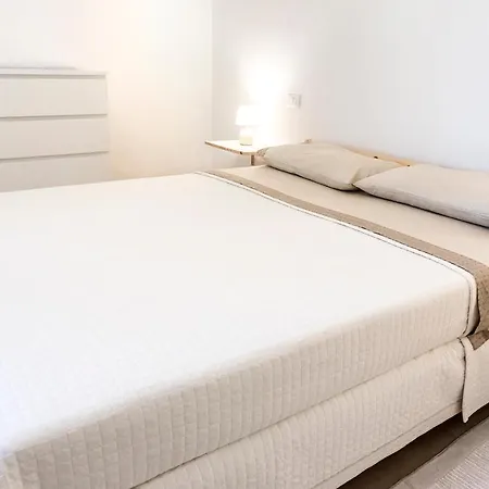 Lägenhet A30 - Poggio, Nuovo Bilocale Con Giardino *