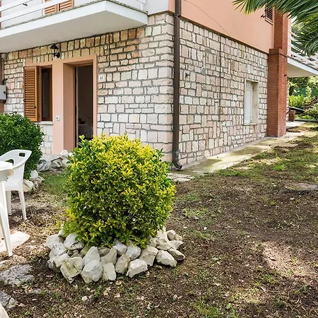 A30 - Poggio, Nuovo Bilocale Con Giardino Apartman *