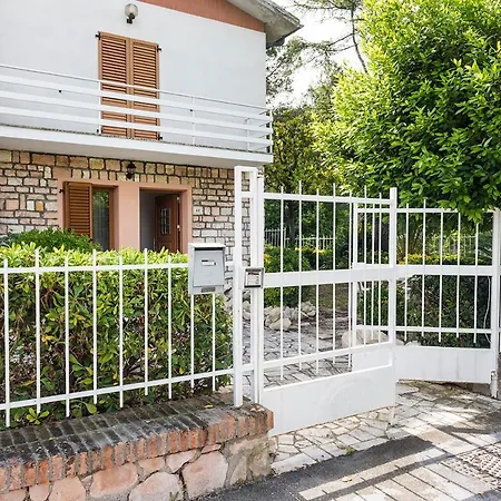 A30 - Poggio, Nuovo Bilocale Con Giardino Appartement